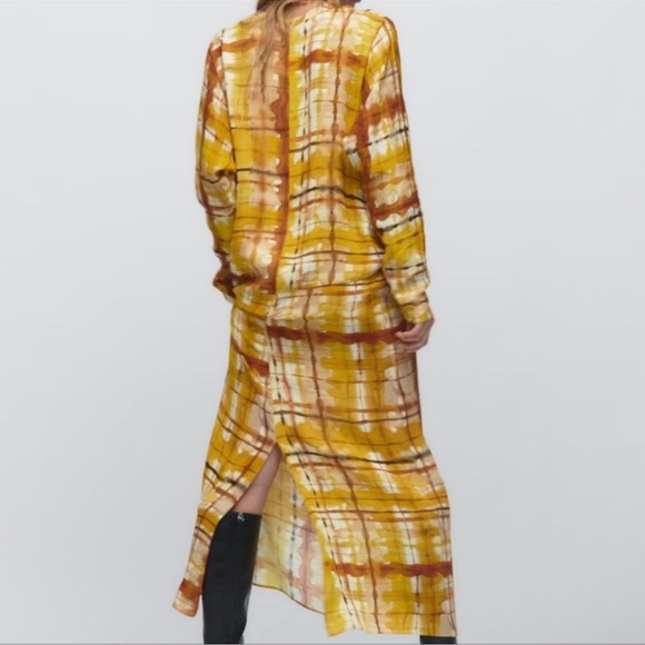 Blogger Favorite Zara Printed Midi Dress Size Medium - Picture 8 of 16